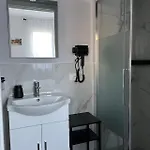 James Home Πανσιόν 3*