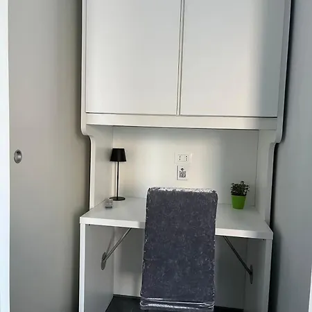 James Home Πανσιόν