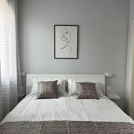 James Home Quarto dʼAltino